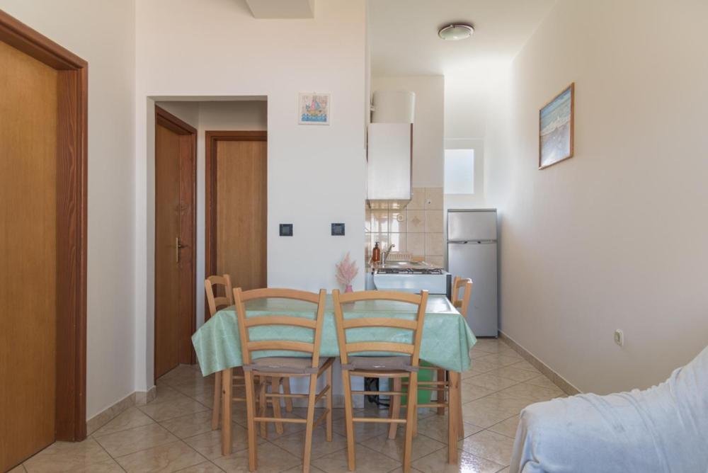 Rasin Apartments Пакоштане Экстерьер фото